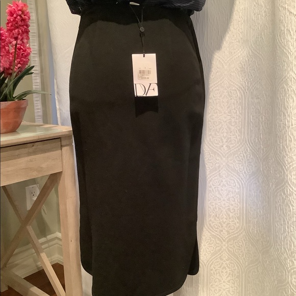 DVF Pencil Skirt - Picture 5 of 9